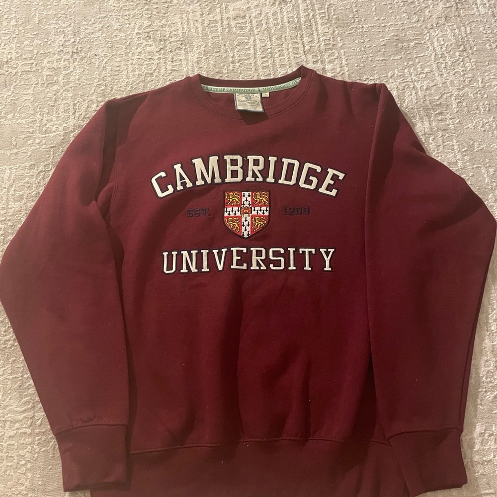 Official Cambridge University Unisex Sweatshirt Size Large Embroidered Crewneck